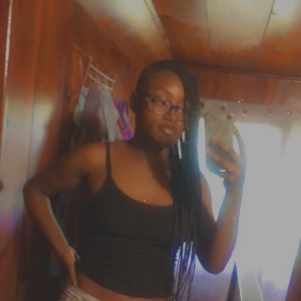 Meet your Posher, Kia’esha